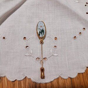 Vintage White Daffodil Stick Pin Retro Flower Jewelry Men Women Unisex